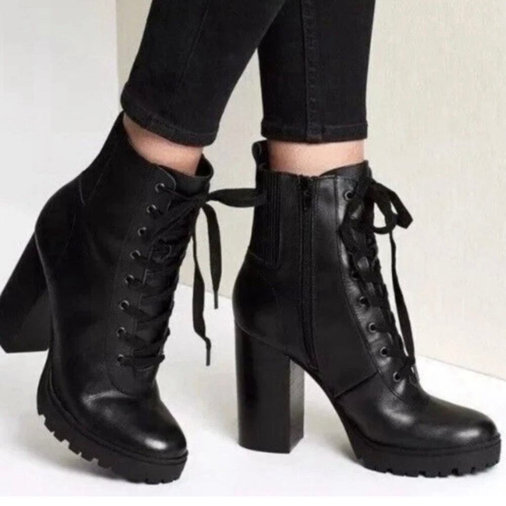 Steve Madden Lead Lace Up Block Heel Combat Black Leather Booties Size 6